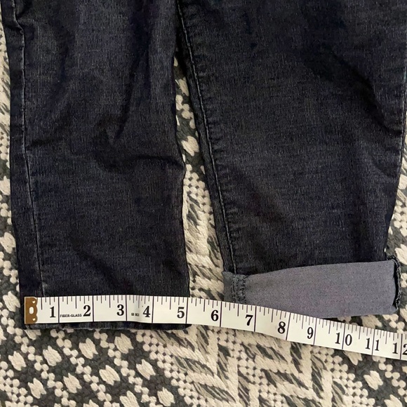 TRUE RELIGION Low-Rise Corduroy Skinny Jeans - Picture 7 of 12